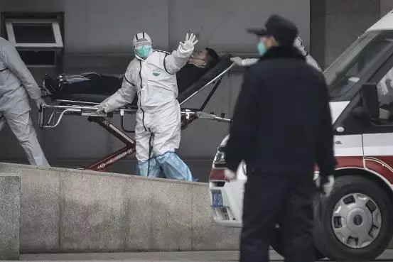 武汉首次疫情封城，历史转折与全民记忆