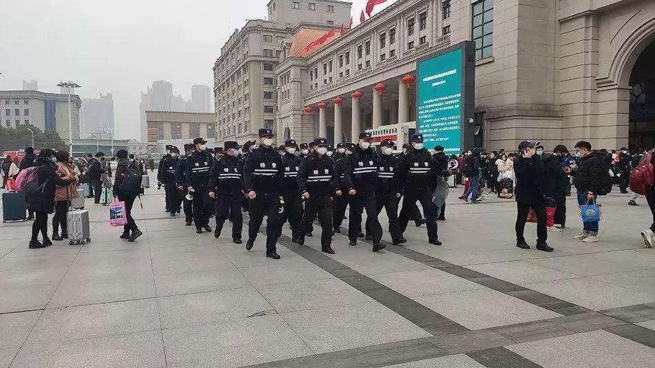 疫情封城时长及其影响分析——以武汉封城为例（以2019年为参照）