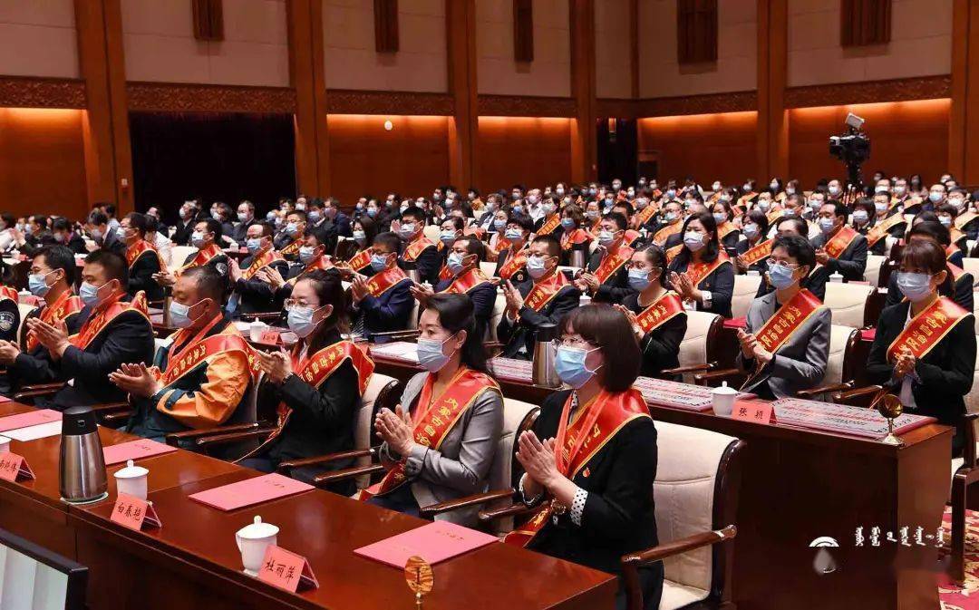 全球共同抗击疫情的历史回顾，疫情始于哪一年？