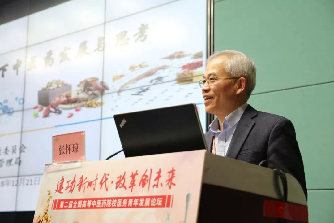 张文宏担任上海市卫健委副主任，展现新时代医疗领导力量
