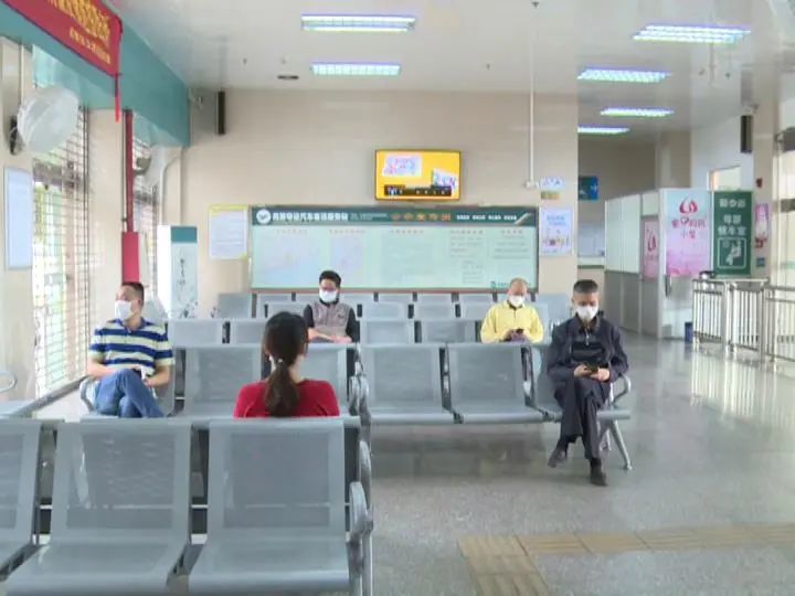 上海市疫情防控中心办公室电话，市民与防控中心的沟通桥梁