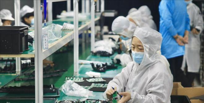 郑州富士康隔离措施，理解与反思的视角