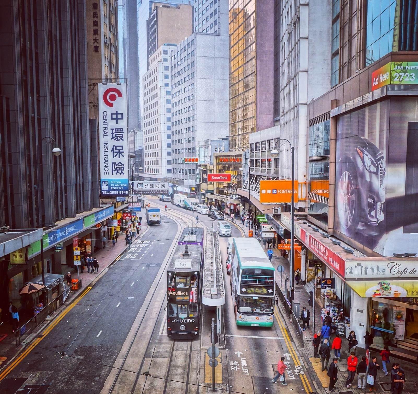 香港繁荣背后的挑战与机遇，探索现状与发展之路