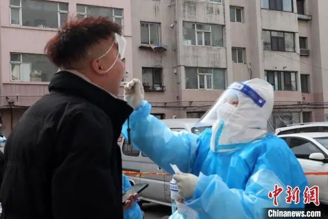 疫情严峻下的十大城市挑战与应对策略