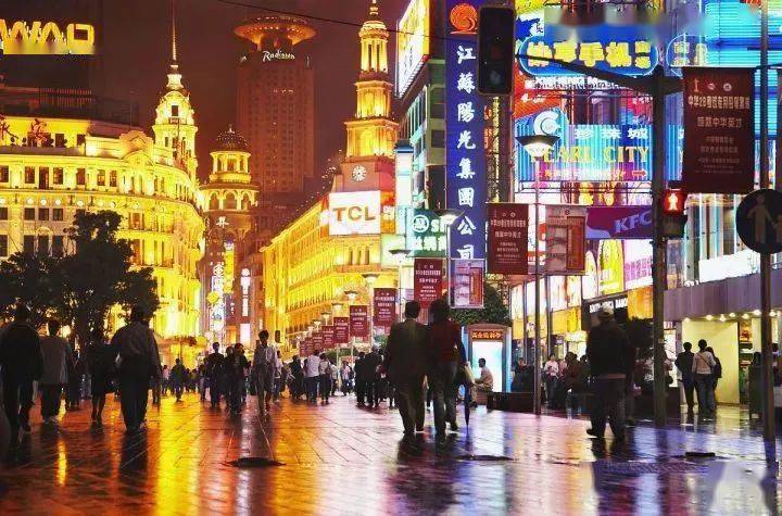 上海疫情春暖花开时，繁华活力再现城市风采
