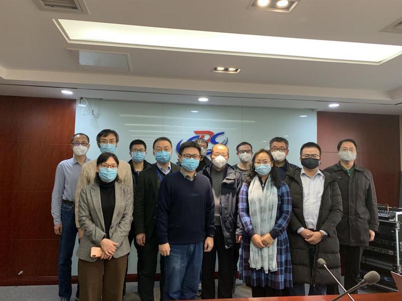 新型冠状疫情解除时间预测及应对策略探讨