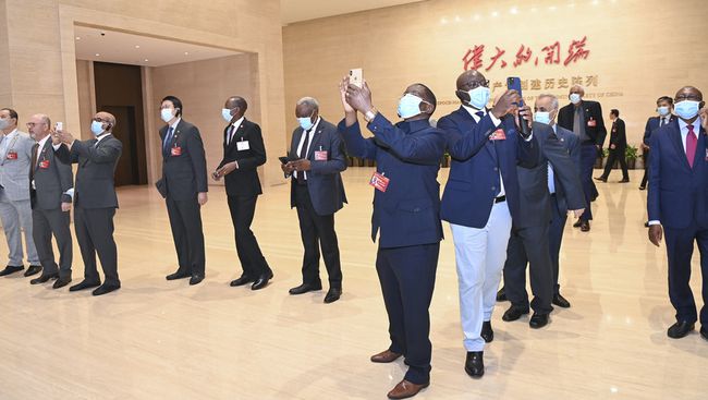 疫情放开，转折时刻的历史纪念