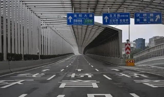 武汉封城时刻，历史的记忆与反思