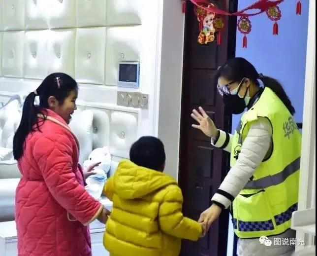新冠疫情中的无畏战士，温暖光芒的英雄人物