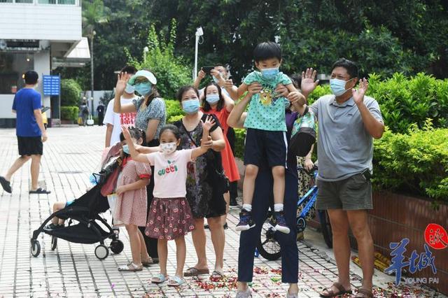 广东逐步解除疫情封锁，重返正常生活启动