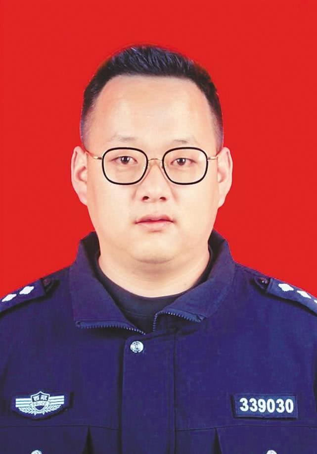 疫情期间优秀青年人物事迹展现