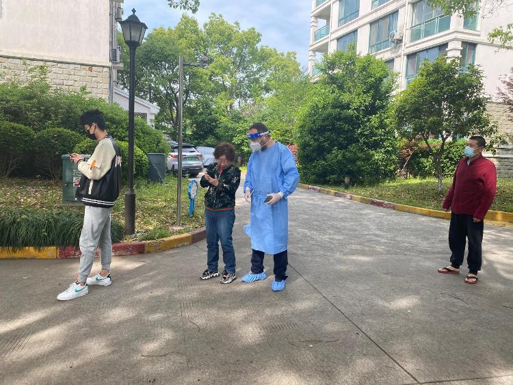 疫情结束的时间节点，全球共同抗击新冠病毒的胜利之路