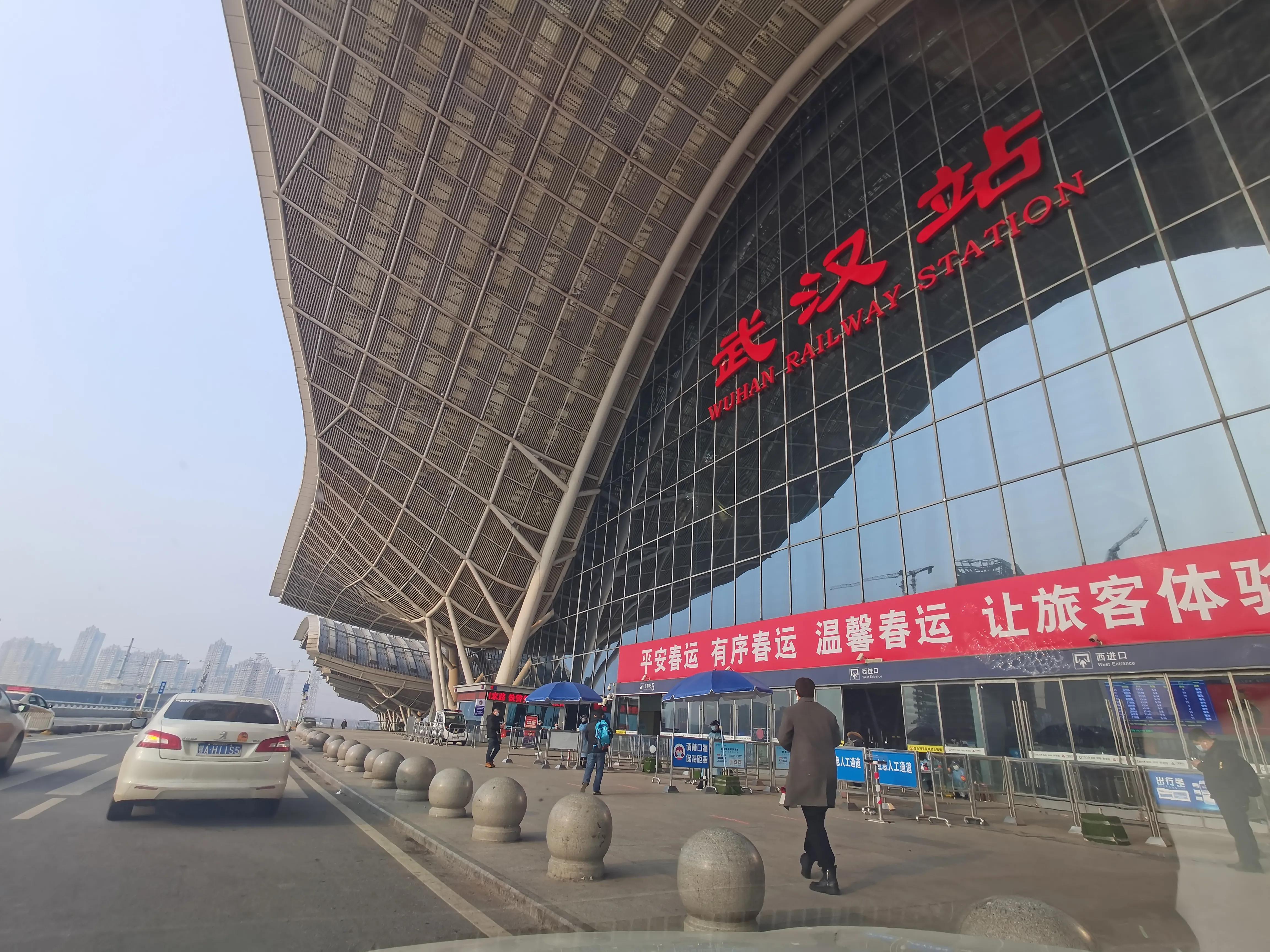 武汉疫情爆发初期的挑战与应对策略