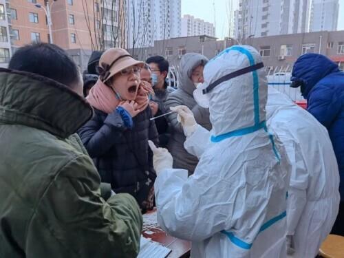 武汉疫情爆发年份，回顾与反思
