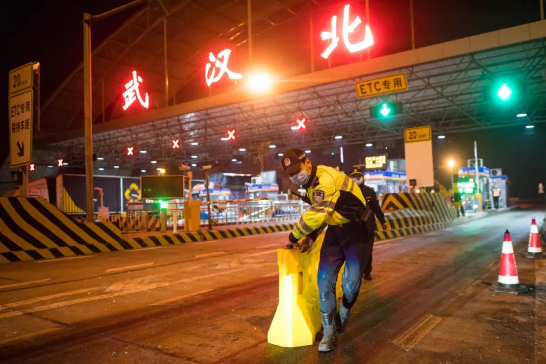 武汉市封城时刻，疫情下的城市静止记忆