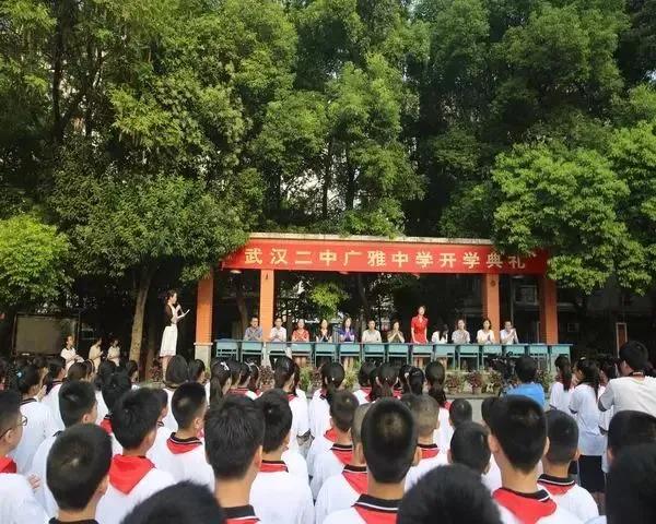 武汉疫情回顾与反思，疫情起源与启示
