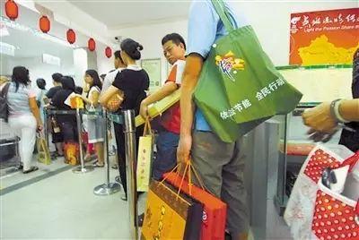 疫情之下，出门受限的原因分析