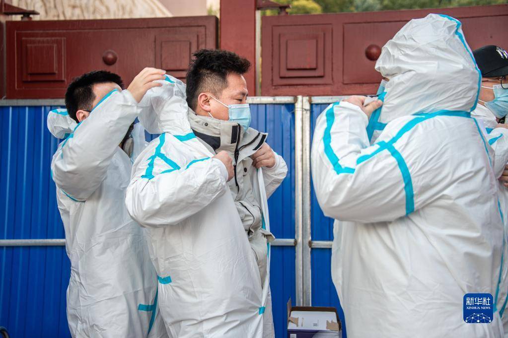 武汉宣布疫情严重应对措施启动