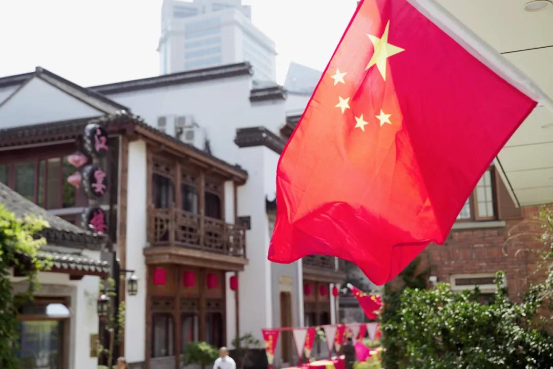 疫情家庭故事，挑战与希望的交织
