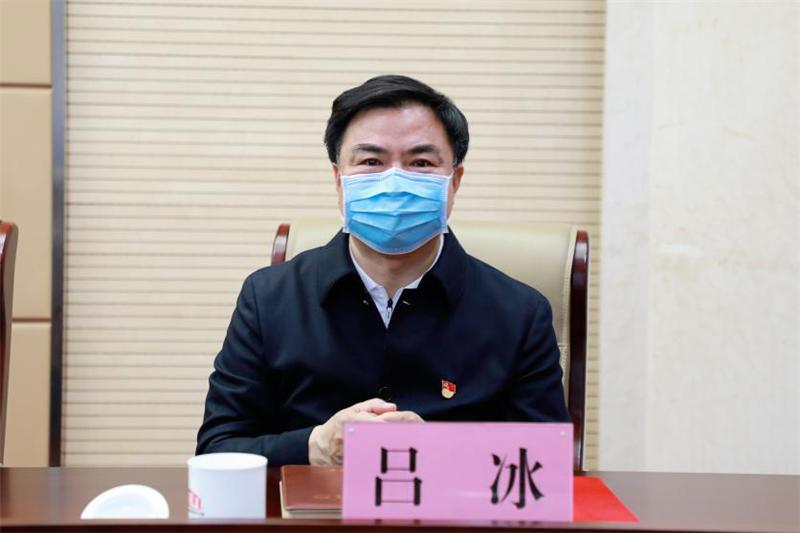 疫情期间家庭教育故事，共同成长与收获的成果