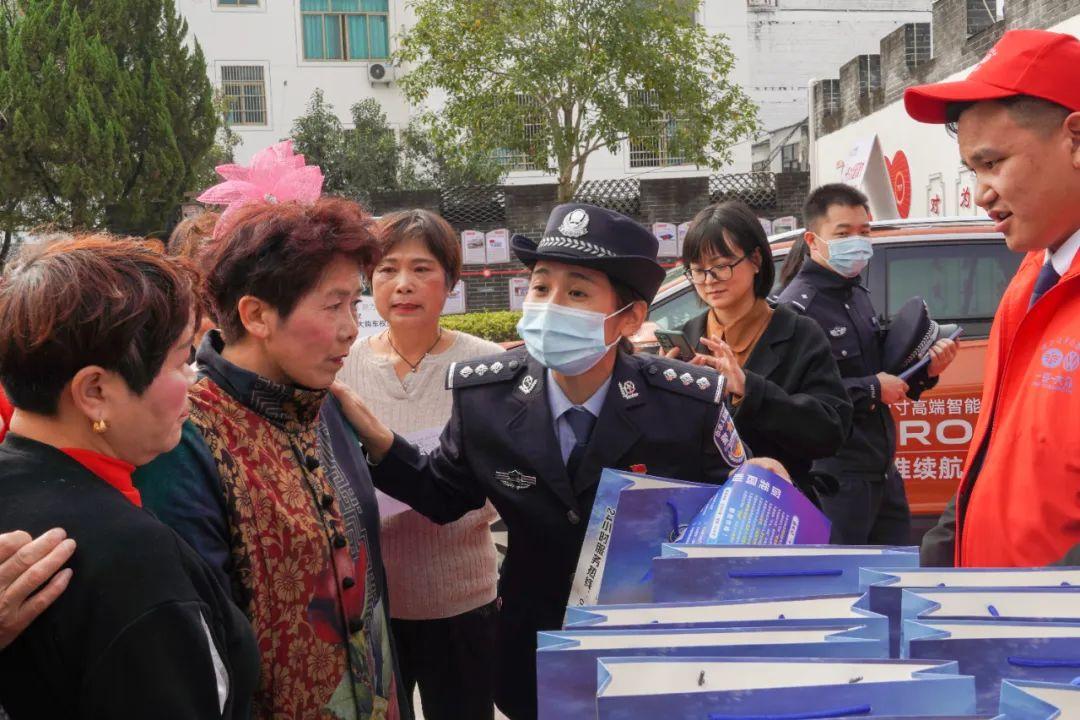疫情下的三年级特殊经历，一场生活的特殊篇章