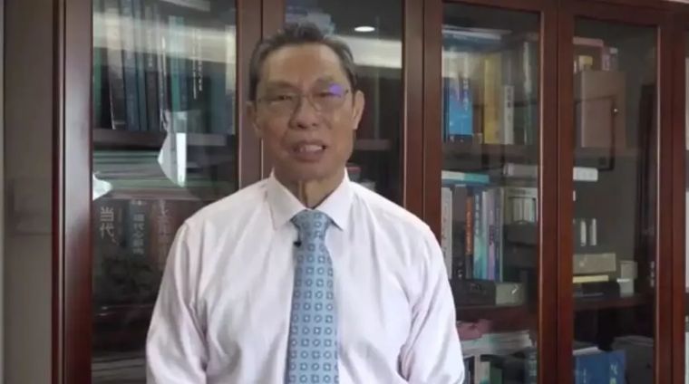 钟南山面对疫情挑战，医者担当的典范