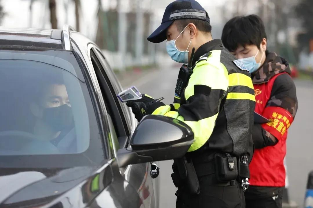 重庆市疫情防控办公室，筑牢防线，守护山城健康安全