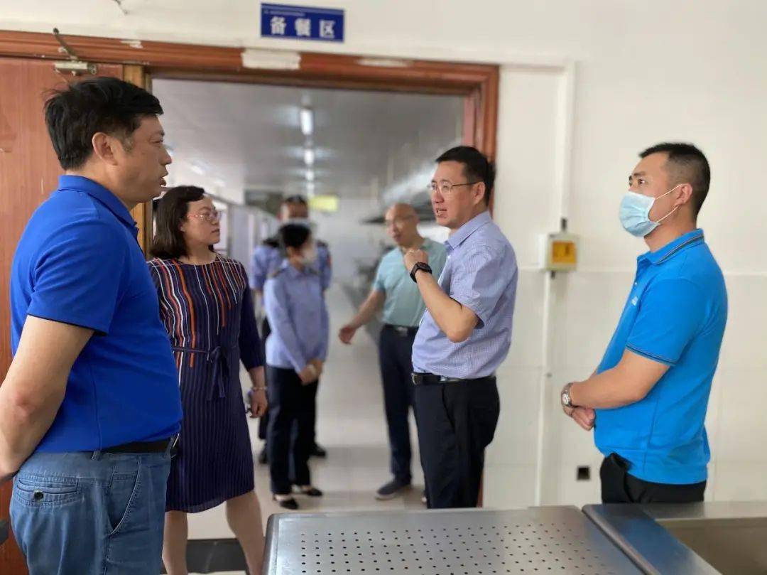重庆疫情防控热线，守护健康的紧急联络线