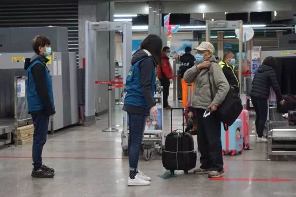 台湾旅客上海确诊，疫情下的跨地域关怀与应对挑战