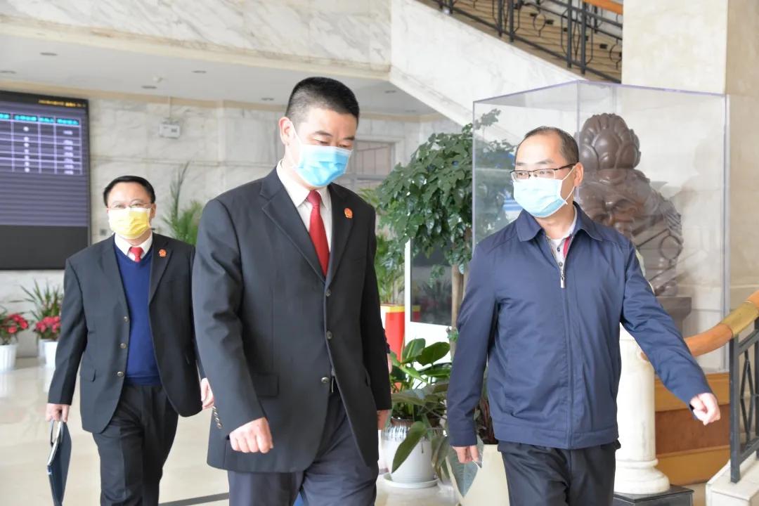 上海疫情三个月的挑战与坚守，昆明的关注与行动响应