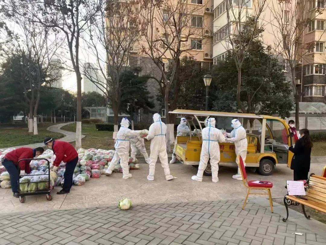 广州疫情下的西塱，社区抗疫纪实与人文温度