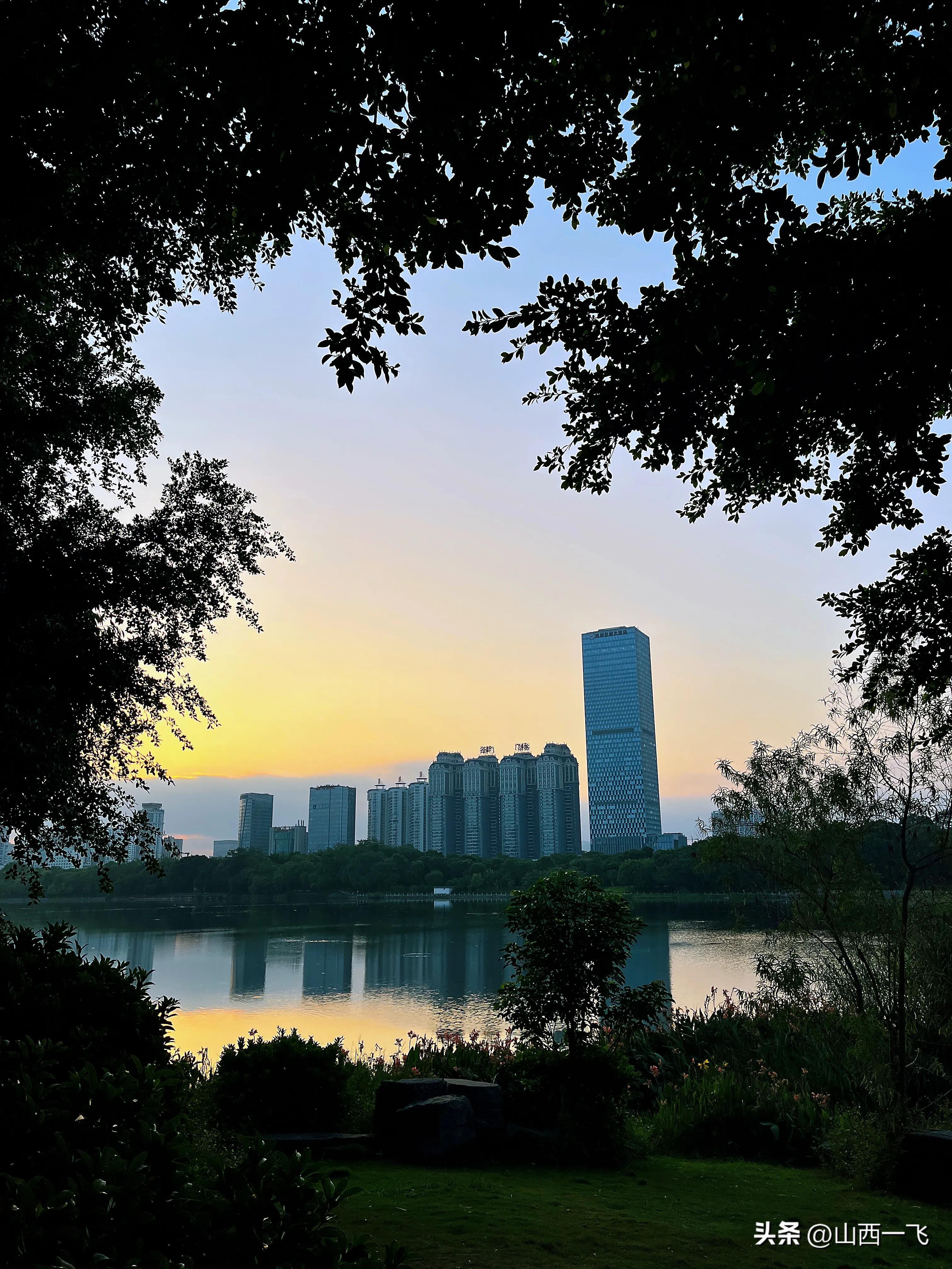 广西在太原的哪个方向？解析两地的地理方位关系