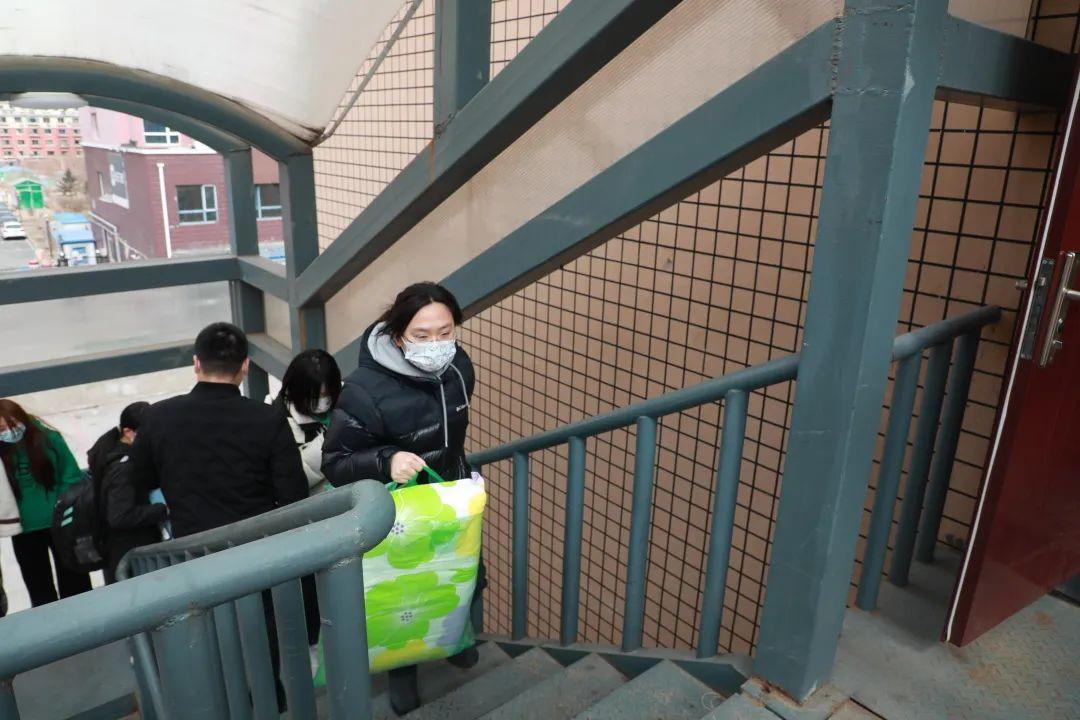 长春机场疫情管控，筑牢空中防线，守护旅客安全