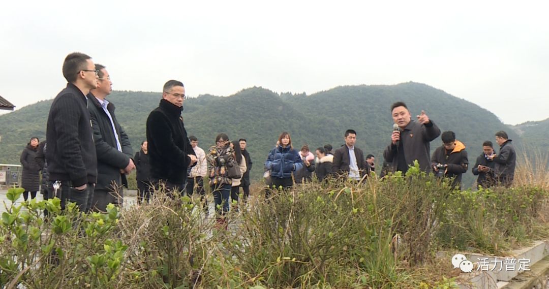 乌鲁木齐村长，边疆乡村的守望者与变革者