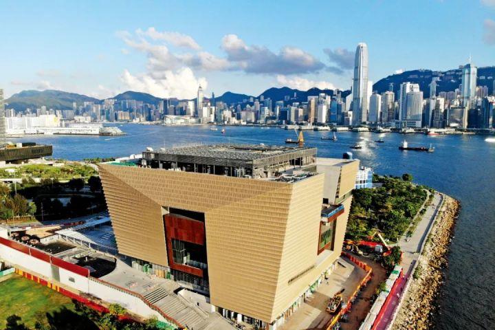 香港疫情风险等级评估与北京防控政策的对比分析