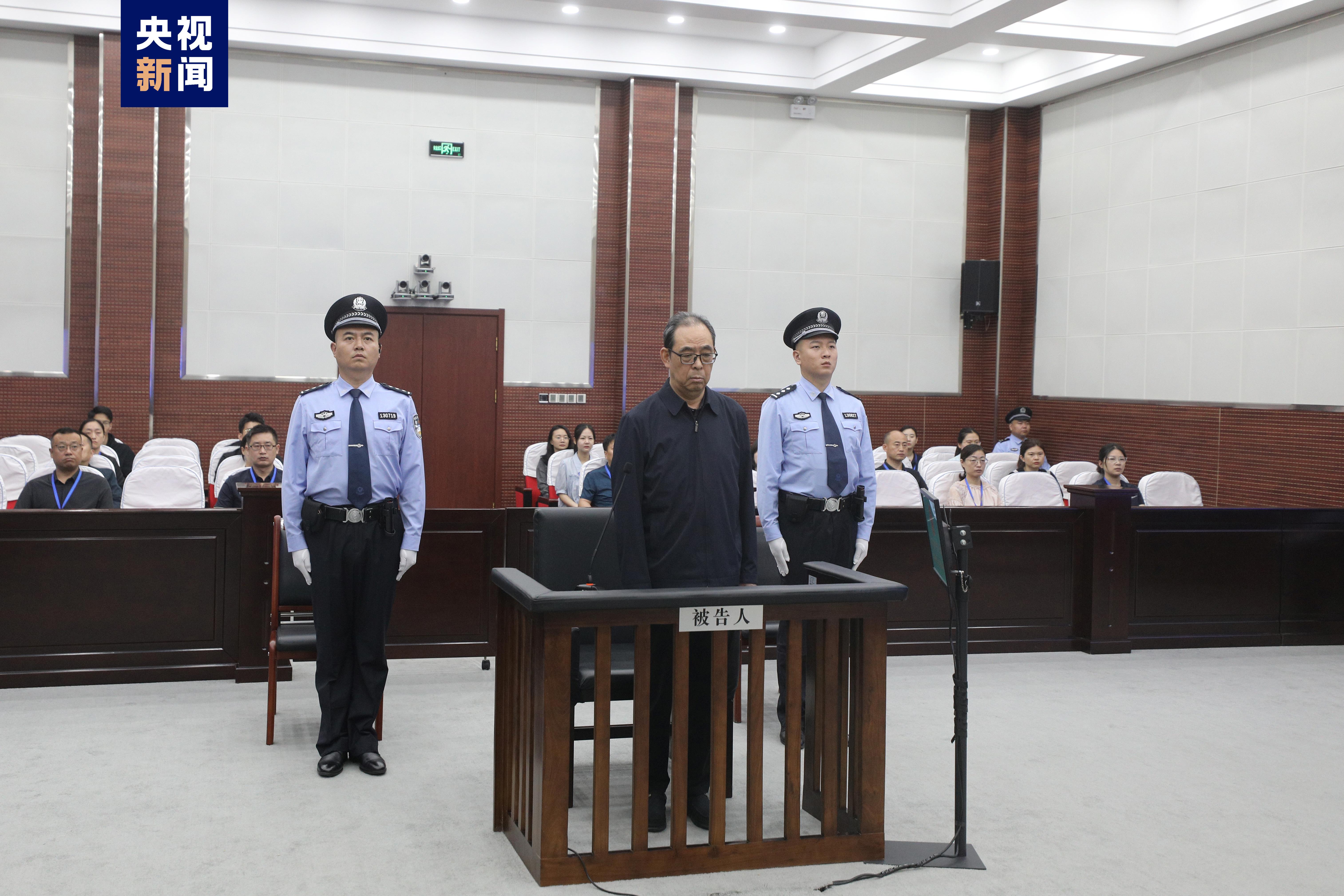 顺义河南村书记涉嫌违纪被查，基层治理再敲警钟