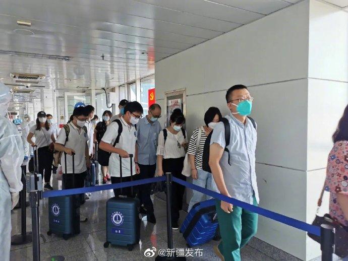 千里驰援显真情—新疆各族人民支援河南郑州抗洪救灾纪实