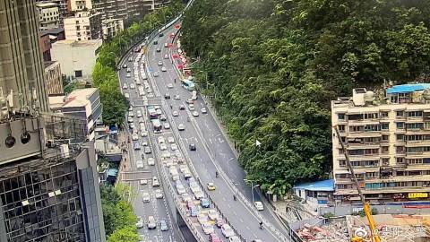 11月18日贵阳北京西路封路原因解析，施工改造与交通疏导全揭秘