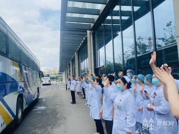 【江苏多地驰援南京/江苏各地支援南京】