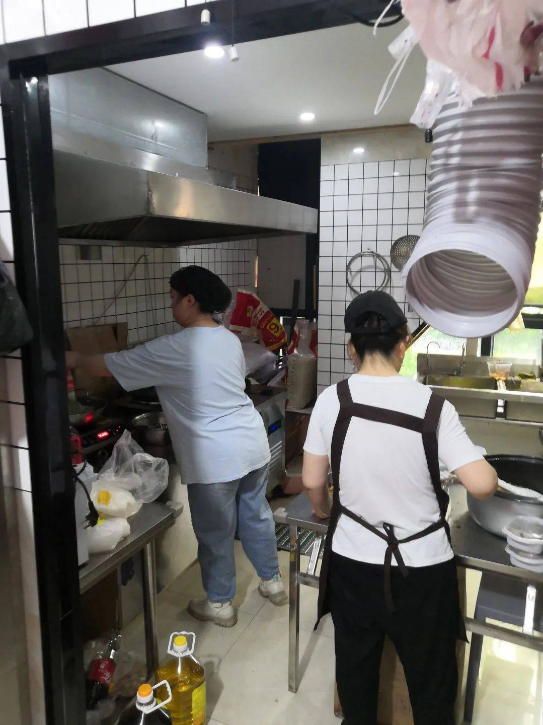 【杭州餐饮外卖可以开业吗,杭州开外卖店】