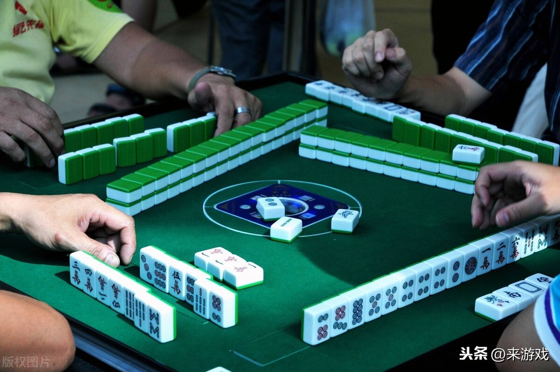 玩家必看教程“闲娱江西棋牌打盾有没有规律”其实确实有挂